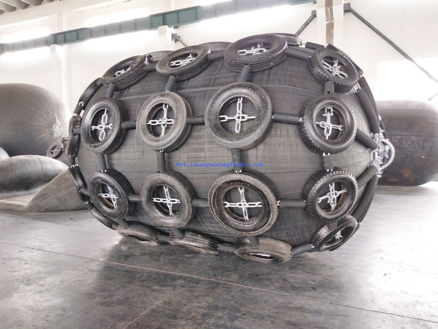 Pneumatic Rubber Fender 2.5m x 4m